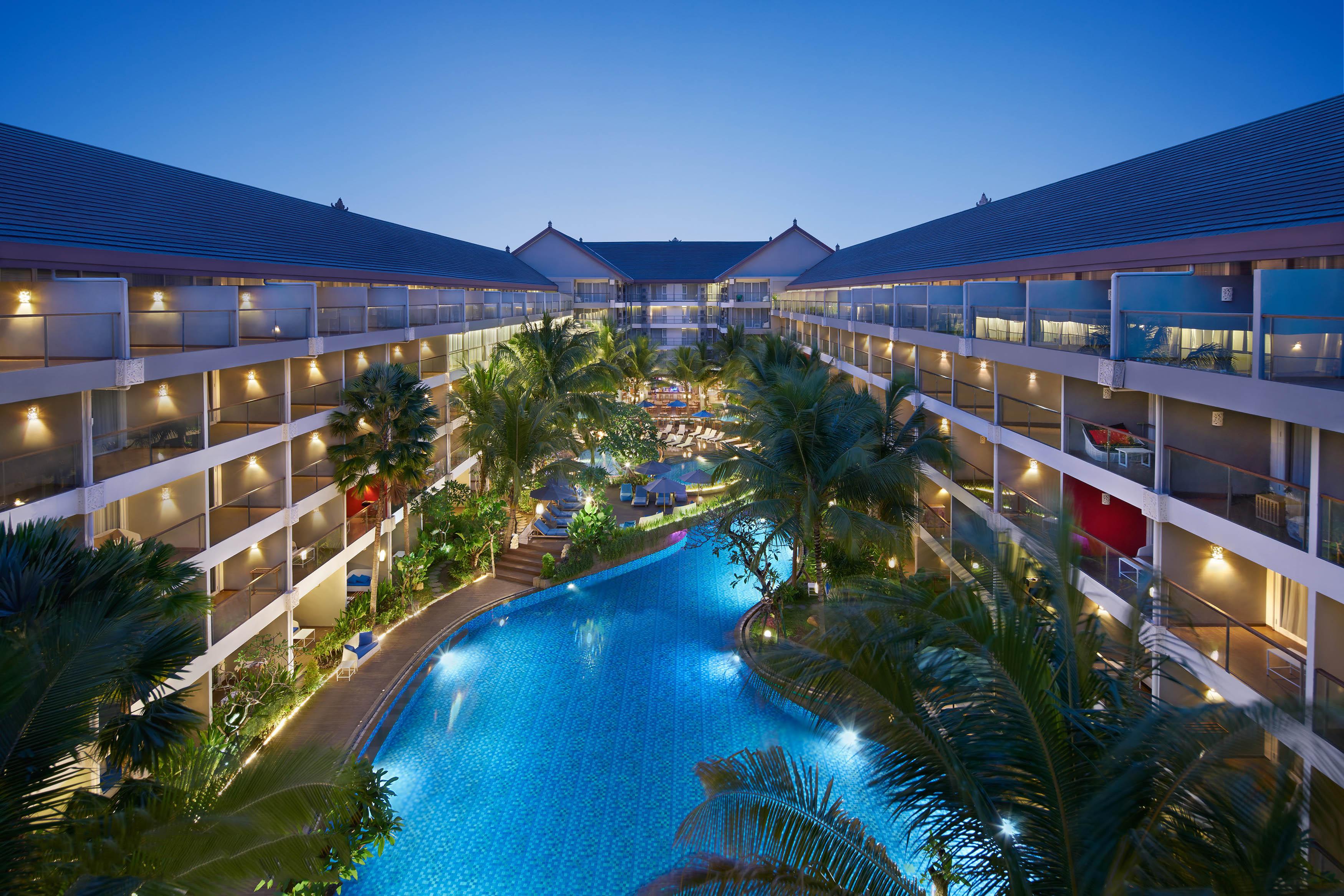 Ramada Encore By Wyndham Bali Seminyak Exterior foto